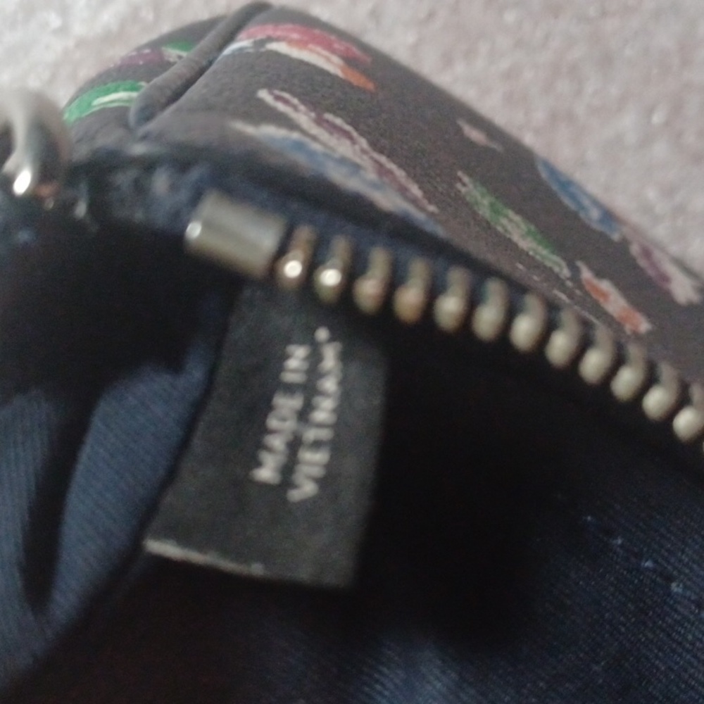 SOLD - COACH Large Wristlet 19 in Wildflower Print - Mini Purse - Picture 11 of 15